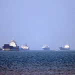 6 Iranian boats destroyed in the Strait of Hormuz, US claims, Tehran denies